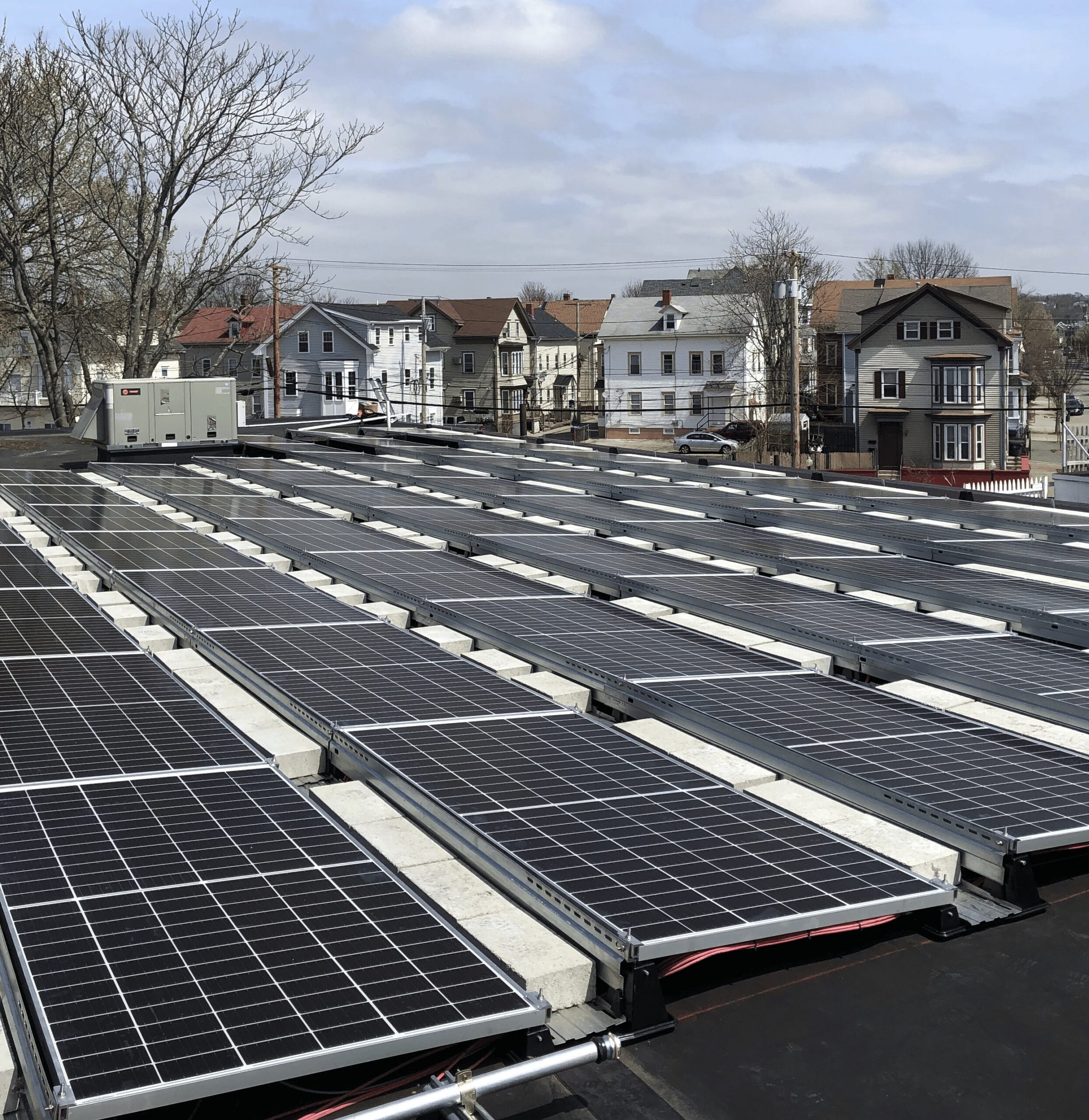 how commercial solar works