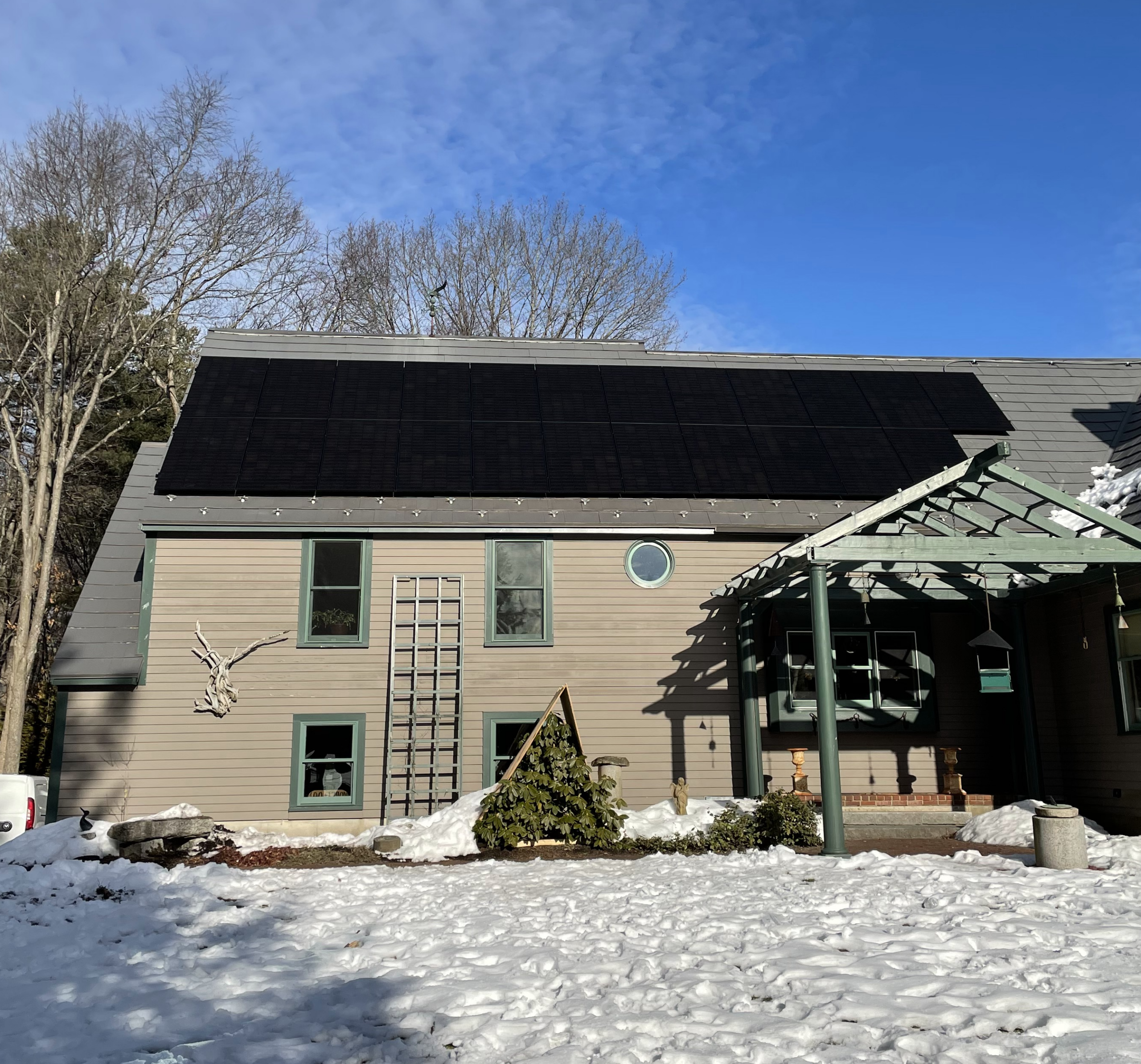 solar in snow - will snow block solar panels from working